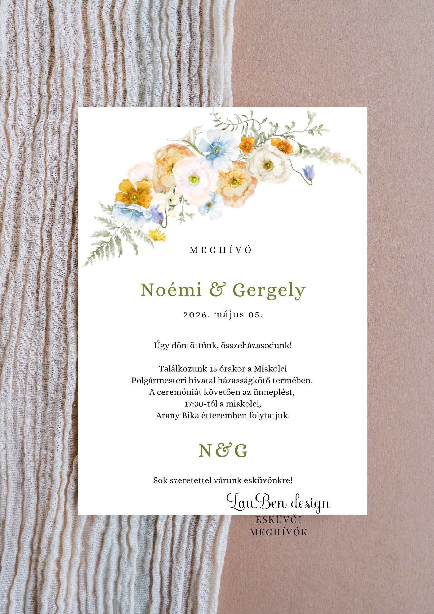 Mezei virágos koszorú esküvői meghívó akvarell vadvirágokkal, sárga és kék színekben