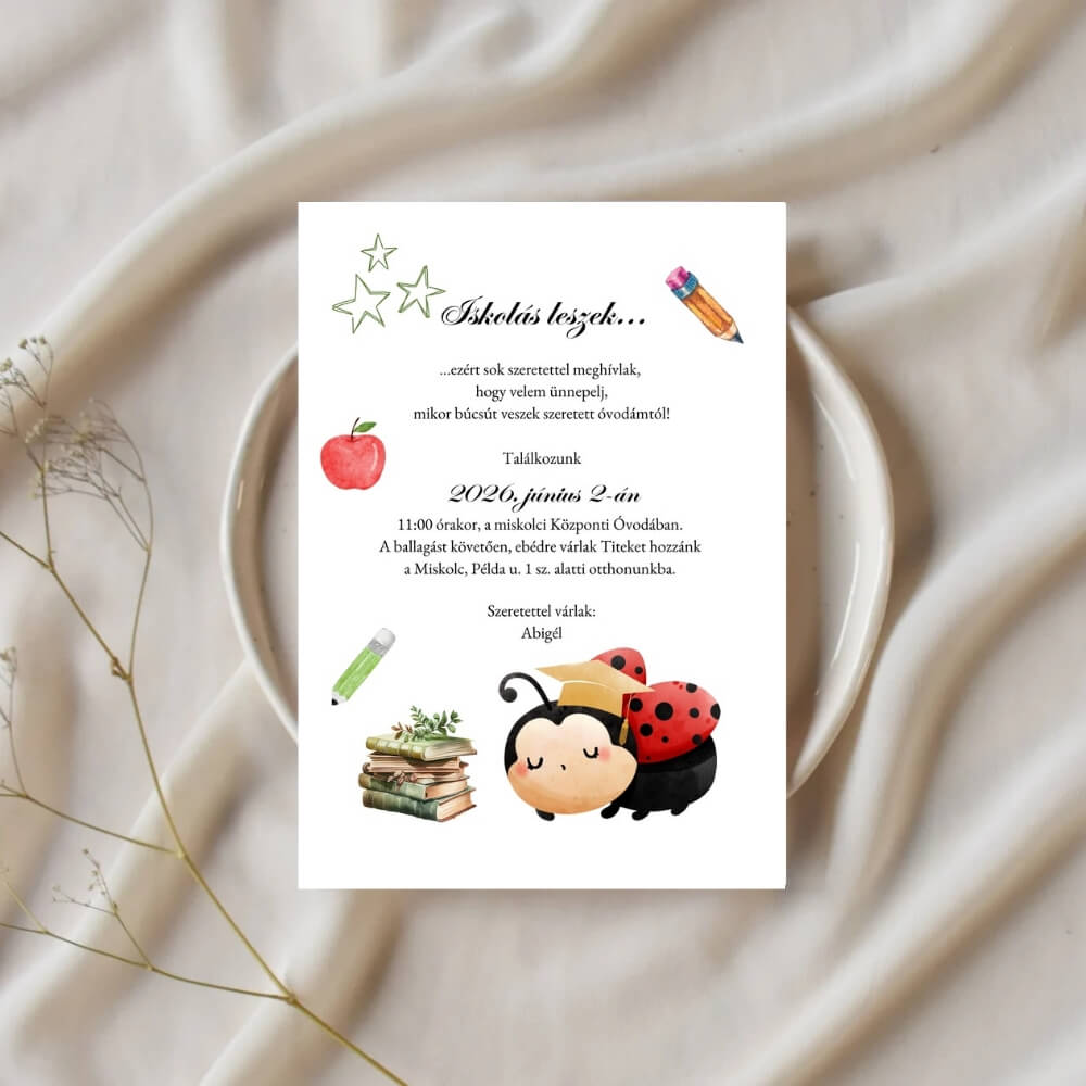 Katicás ballagási meghívó ovisoknak, bölcsieknek, szép háttérben elhelyezve